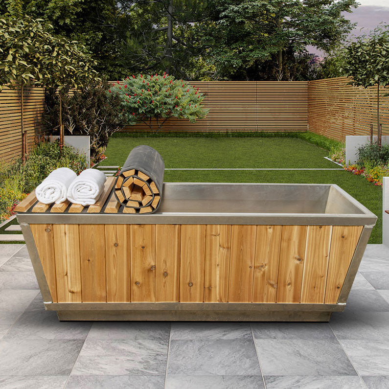 The Glacier Plunge Tub